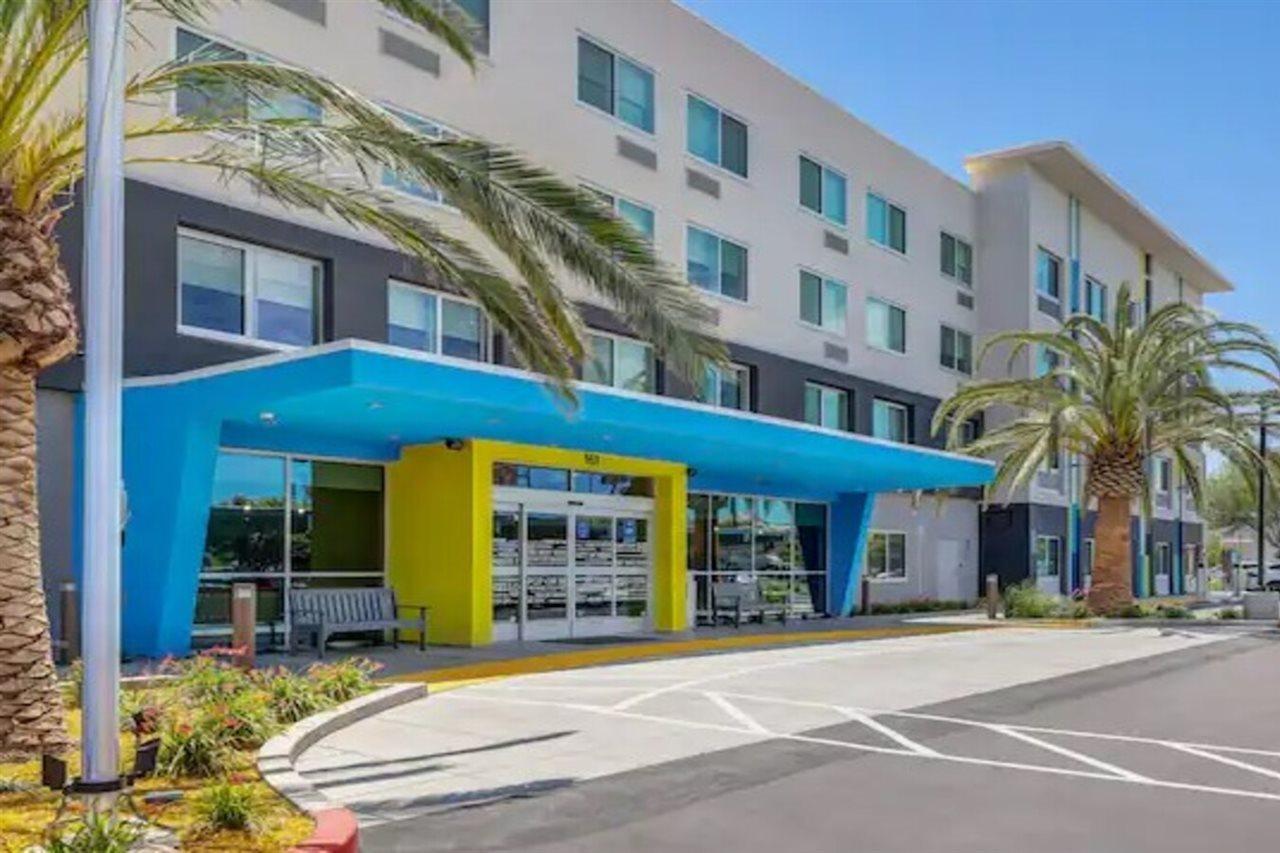 Tru By Hilton Lathrop Otel Dış mekan fotoğraf