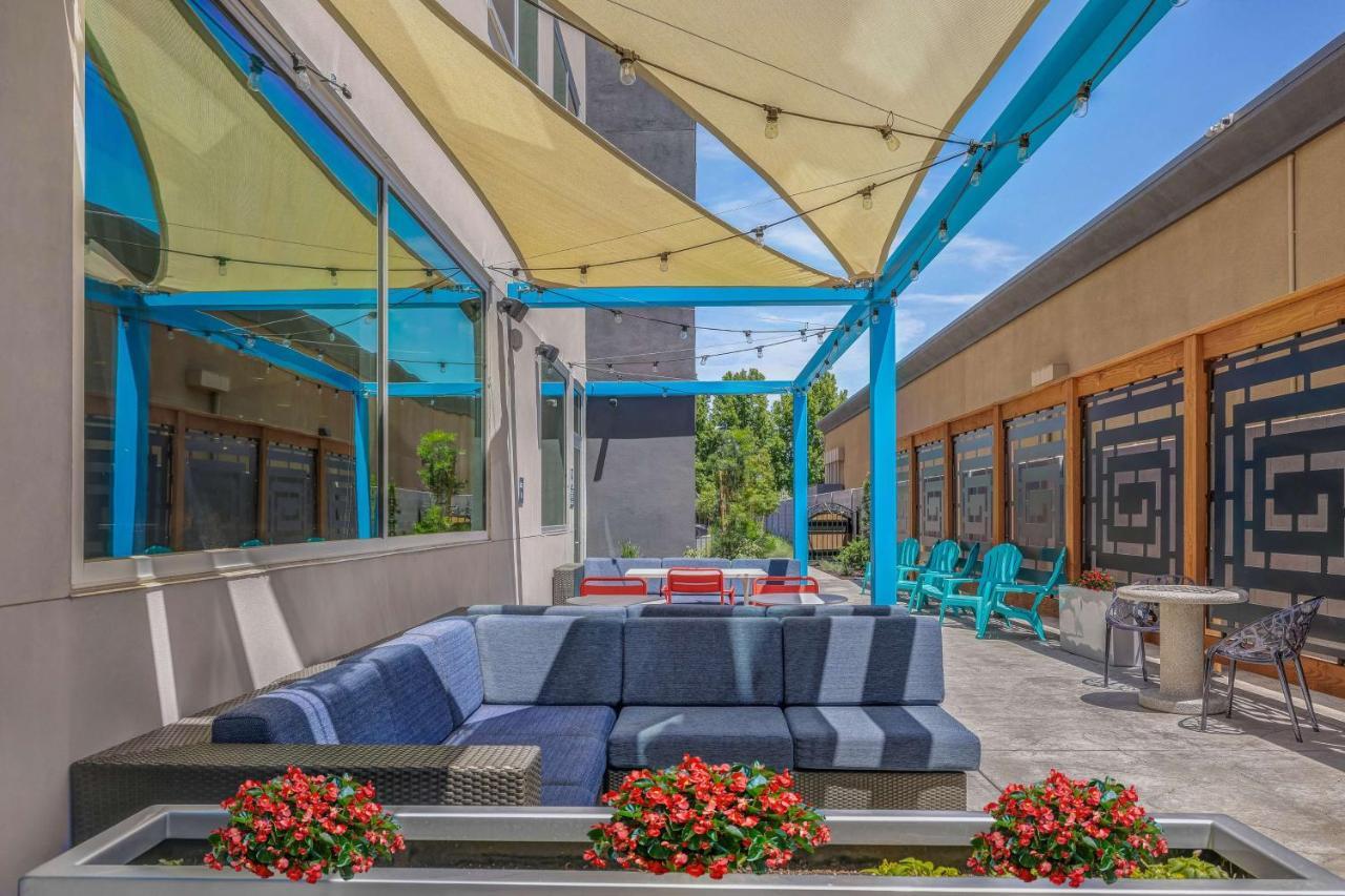 Tru By Hilton Lathrop Otel Dış mekan fotoğraf